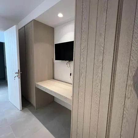 Vivant 2 * Naousa (Paros)